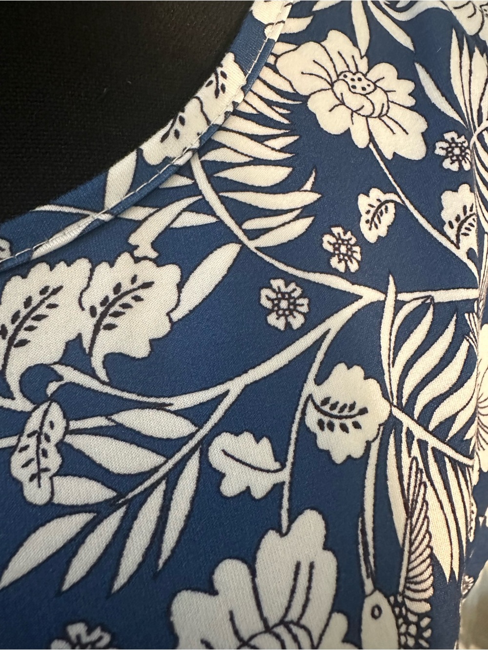 Navy Blue & White Floral Sleeveless Dress. Size XL - Picture 2 of 7